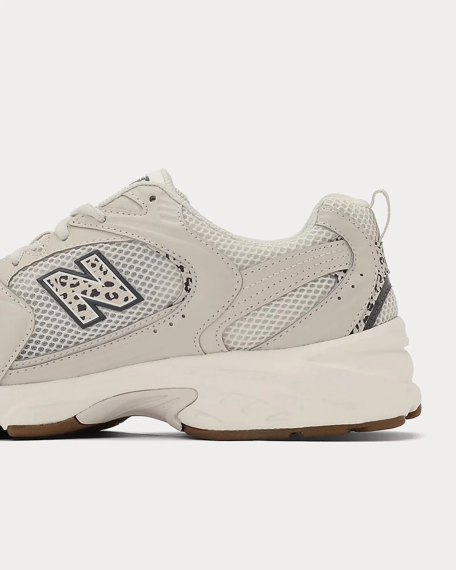 530 Moonbeam / Sea Salt / Black Low Top Sneakers