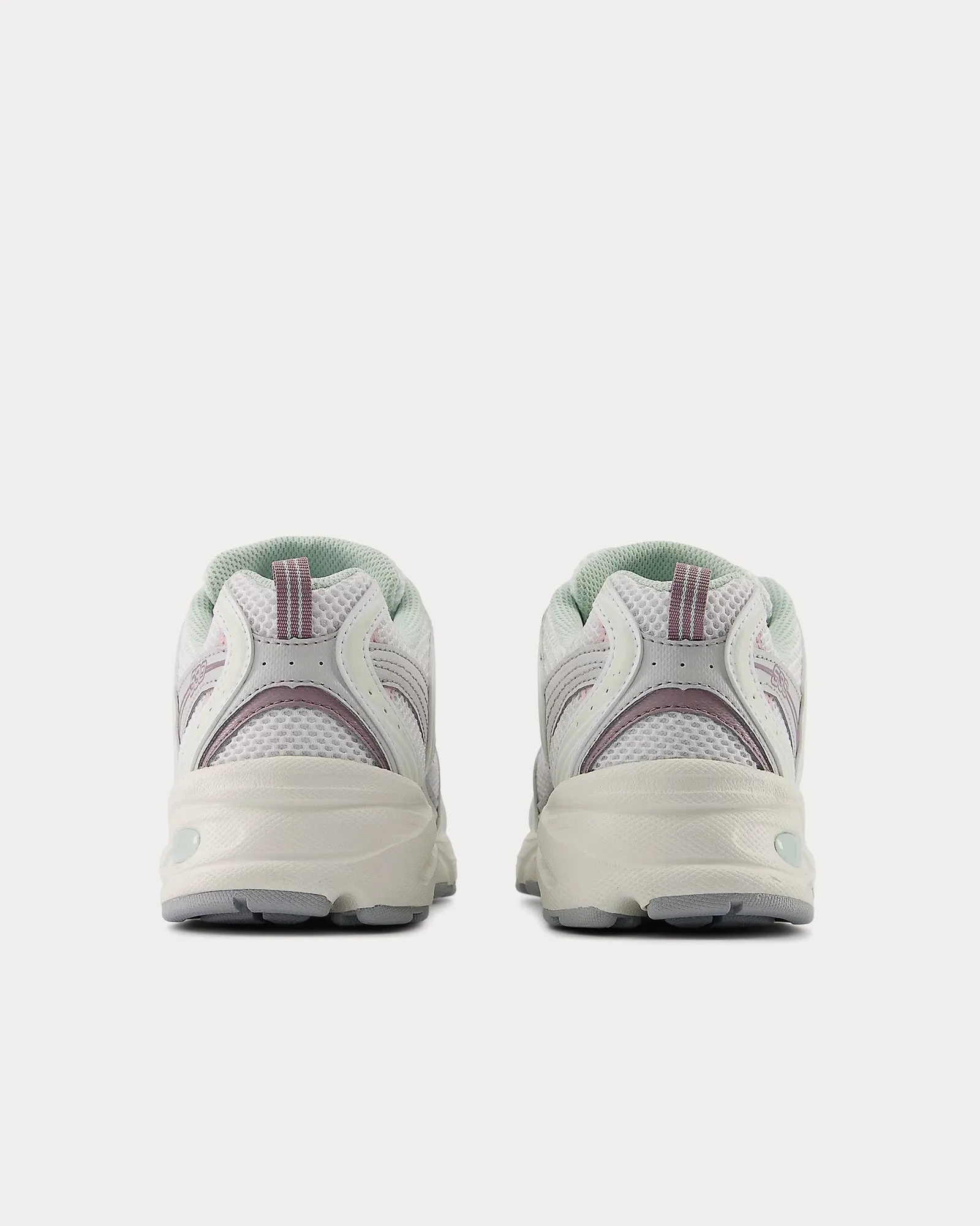 530 Sea Salt / Ice Wine / Rose Sugar Low Top Sneakers