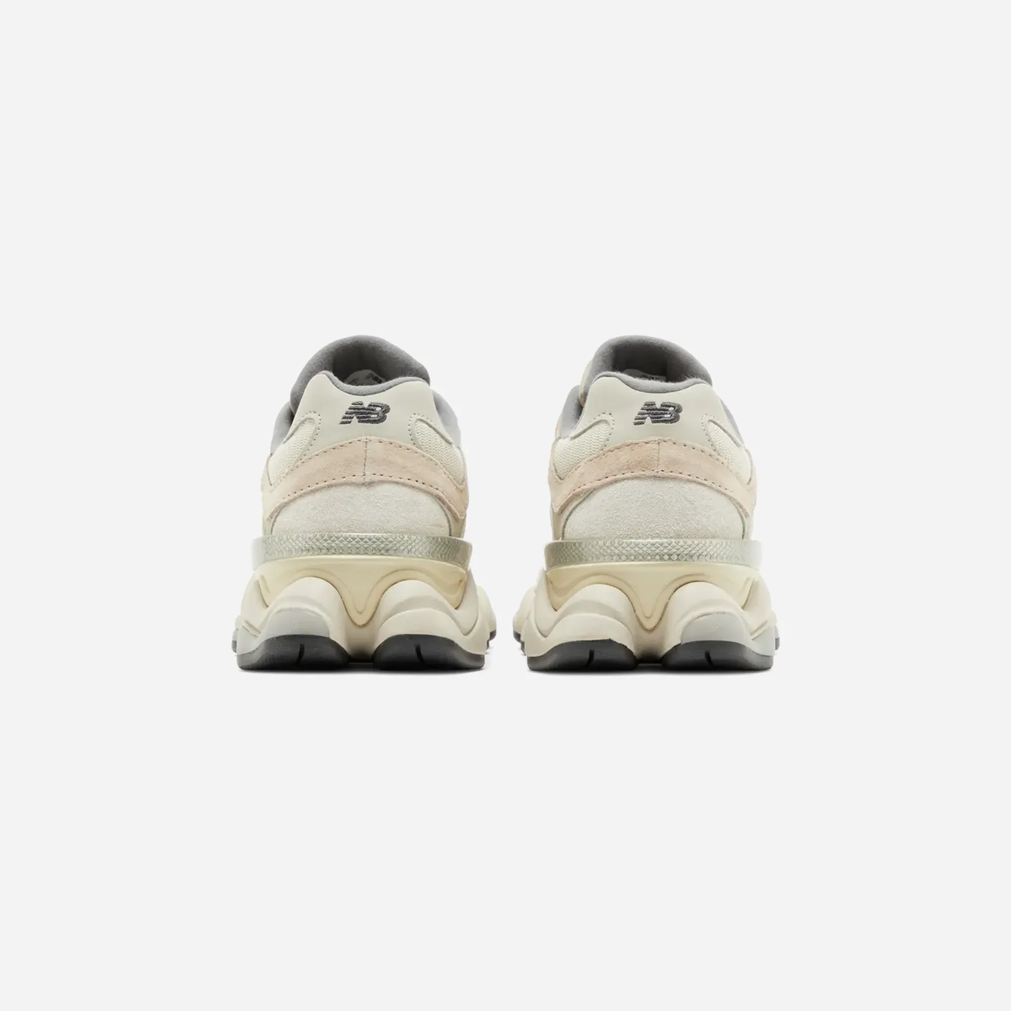 9060 'SUEDE PACK - SEA SALT'