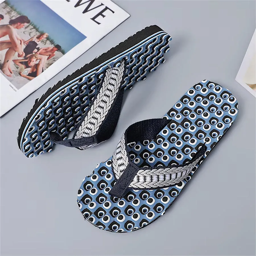 AquaStride™ – The Ultimate Comfort Flip-Flops for Style & Support!