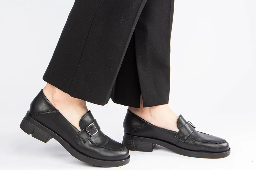 BONAVI 32R3-34 Strap Loafers w Lug Heel