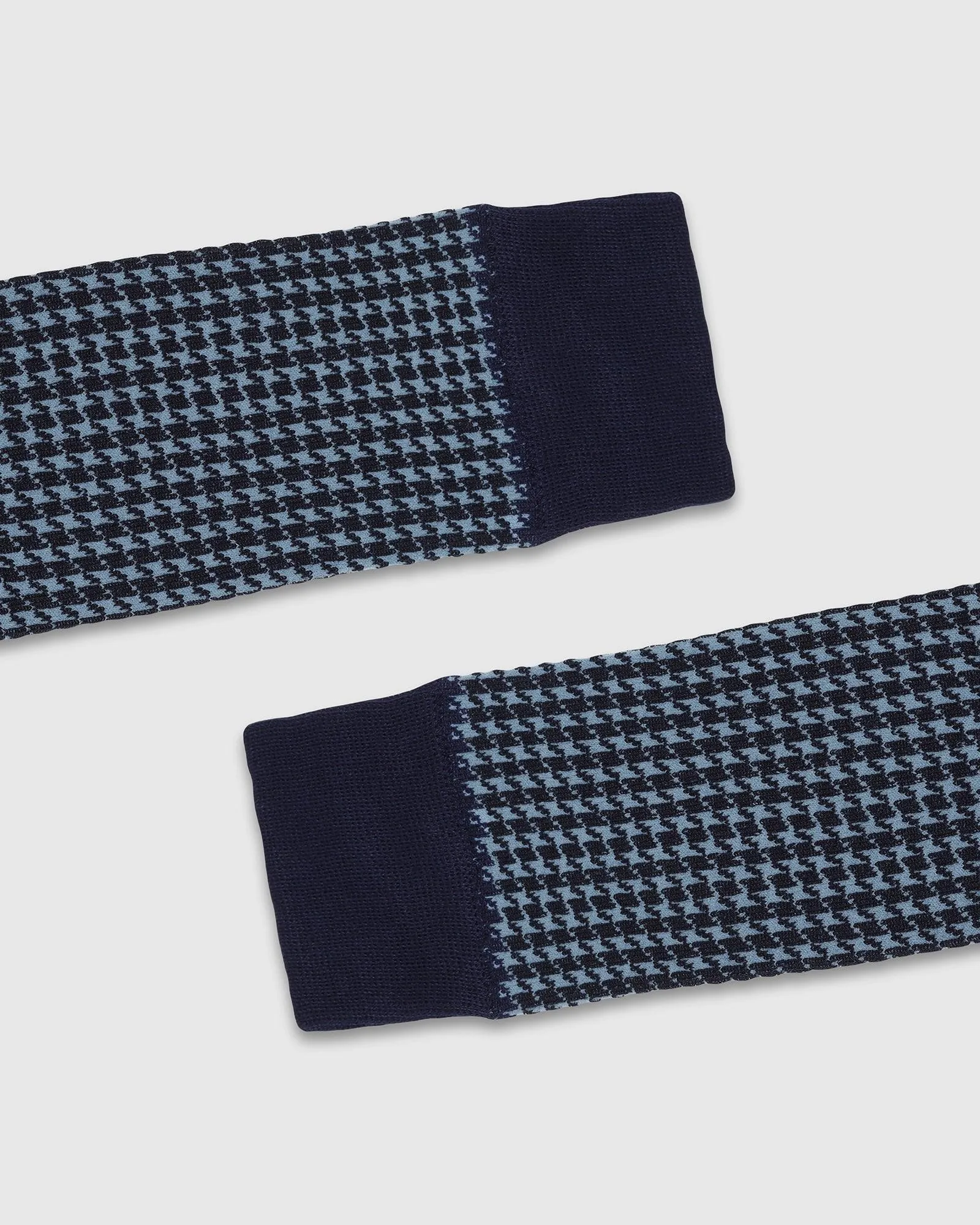 Cotton Blue Jacquard Socks - Tesla