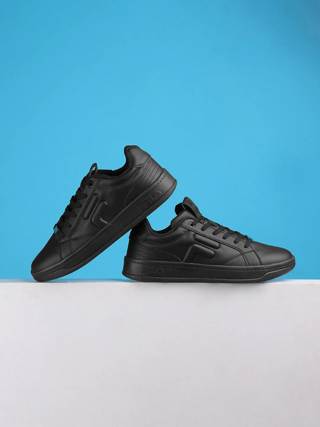 Fila Womens Arche Black Sneakers