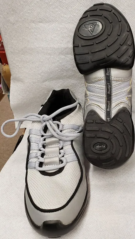 Lonnie -- Split Sole Dancesneaker -- Silver