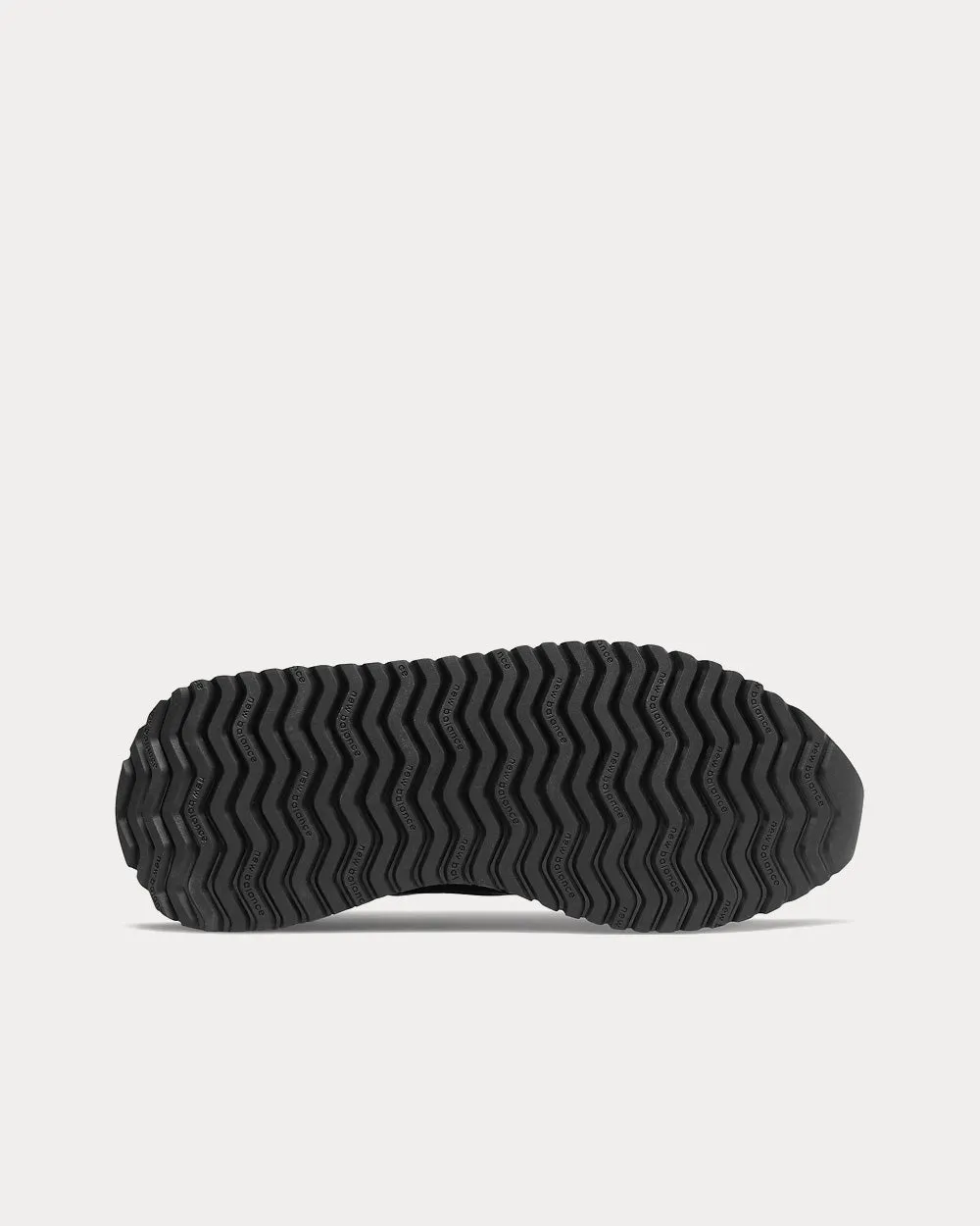 MS23V1 Black Low Top Sneakers