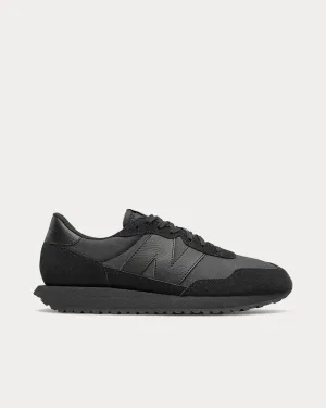 MS23V1 Black Low Top Sneakers