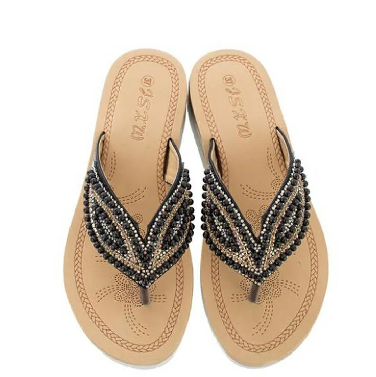 Nanccy Rhinestone Eye Personality Pearl Slippers