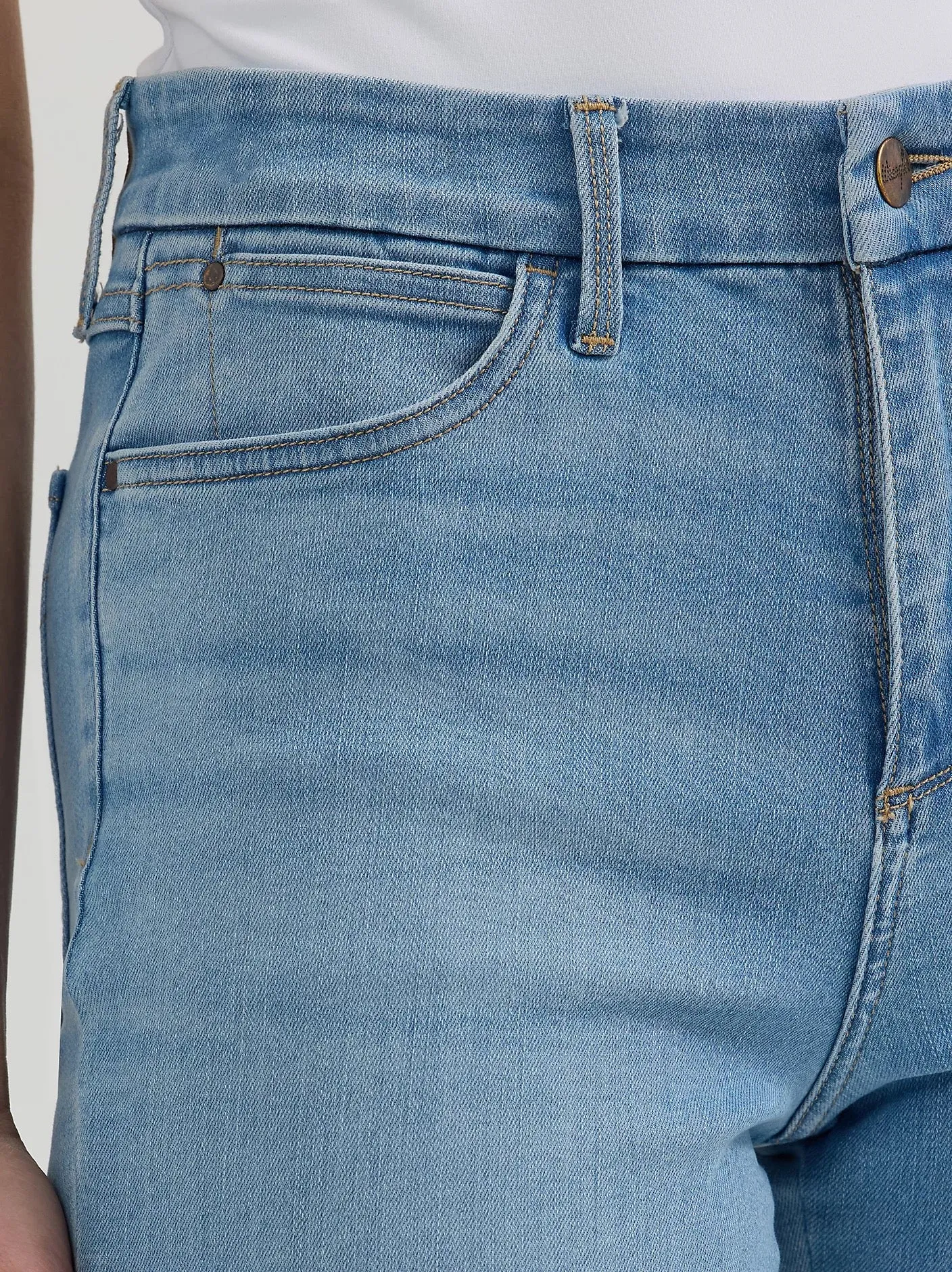 Wrangler Bespoke Harmony Light Wash High-Rise Flare Jean